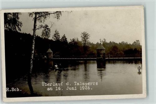 Überlauf d. Talsperre