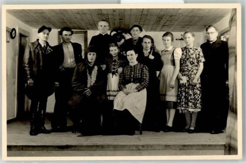 94255 W8371 Böbrach , Arberregion Privatfoto AK Bühnenbild Schauspielerensemble Ort handschriftlich
