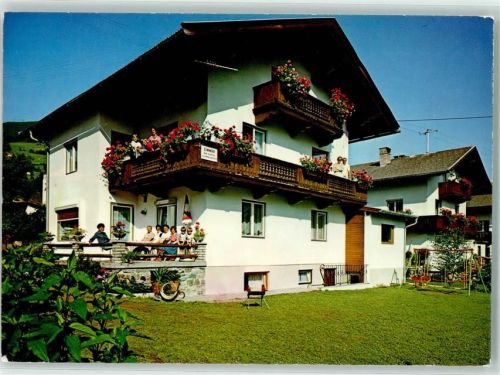 Ried Gästehaus Schiestl Schaukel Liegewiese Terrasse Gasthaus Pension Grill