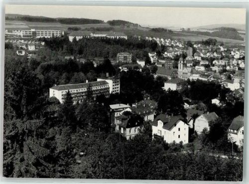Bad Schwalbach mit Kuranlagen und St. Elisabeth Kirche