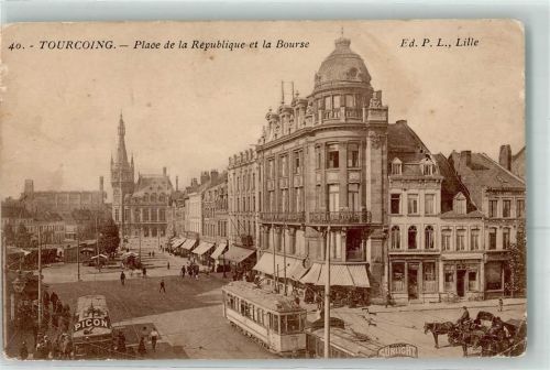 Tourcoing Place de la Republique et la Börse Straßenbahn