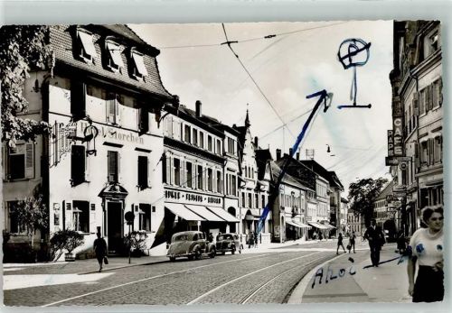 Lörrach Basler Straße mit Cafe Pape Hotel Storchen Oldtimer VW Käfer