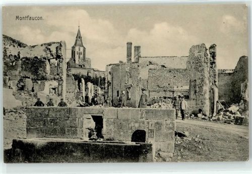 Montfaucon-d'Argonne beschossene Stadt Soldaten