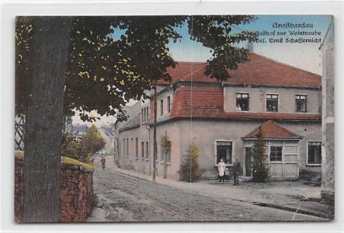 Großbardau. Gasthof zur Weintraube ungelaufen Leicht fleckig, leicht abgerundete Ecke n, sonst gut erhalten