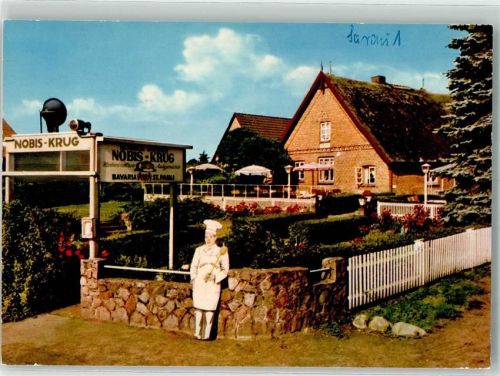 Groß Sarau Gasthaus Nobiskrug mit Außengastronomie am Ratzeburger See