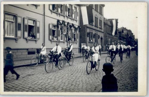 63263 W6078 Neu-Isenburg - Festzug Radfahrer
