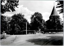 21376 W2125 Salzhausen , Lüneburger Heide - Blick zur Kirche