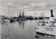 26427 W2943 Esens - Schiffe