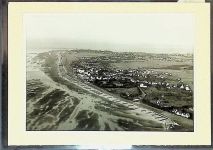 27472 W2190 Duhnen FOTO KEINE AK Foto montiert auf Karton Fliegeraufnahme vom Strand und Ort Fotograf Otto Schulze