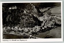 93339 W8422 Riedenburg , Rhön 1941 Foto AK Fliegeraufnahme des Ortes mit der Rosenburg und Kirche St. Johannes Baptist