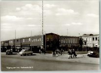 84513 W8266 Töging a. Inn Foto AK Volksschule II Oldtimer
