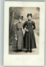 21762 W2178 Otterndorf , Niederelbe Foto AK Ort handschriftlich Frau Mode