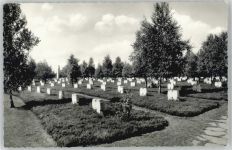52393 W5165 Hürtgen - Ehrenfriedhof