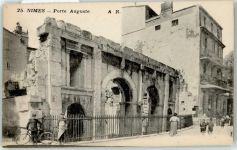 30000 Nimes - Porte Auguste