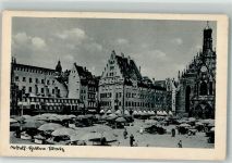 W8500 Nürnberg Adolf-Hitler-Platz mit Frauenkirche Marktszene Stadt mit Hakenkreuz