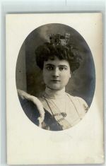 Regina delle Regine di Parigi Adel Italien