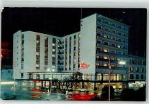 Nairobi - New Stanley Hotel bei Nacht Auto
