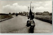 4318 Brouwershaven - Hafeneingang Fischerboot