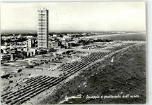47042 Cesenatico - Fliegeraufnahme Strand und Grattacielo