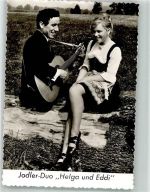 Jodler-Duo Helga und Eddi mit Gitarre Volksmusik Foto AK