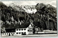 82438 W8116 Eschenlohe , Loisach Gebrauchsspuren Gasthaus zum Wengerer mit Hohe Kiste Auto Foto AK