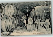 Moet & Chandon Champagne - Weinfässer Sekt Wein