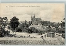 28000 Chartres - la Cathedrale vue de la rue Croix-Thibault