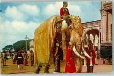 Prozession Elefant geschmückt Motiv Indien 1971