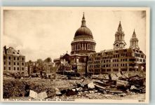 Wells Foto AK St. Pauls Cathedral zerstört Ort lt. Verlag