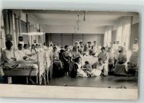 Frauenschlafsaal in einer Klinik Krankenhaus 1915 Privatfoto AK