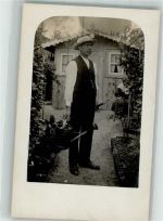 Gärtner mit Gießkanne 1917 Gartenbau Privatfoto AK