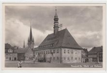 Neustadt / Sachsen. Markt mit Rathaus ungelaufen Sehr gut erhalten.