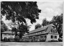 öhringen. Waldhotel Friedrichsruhe gelaufen. leichte Abschürfungen, kleiner Knick oben und unten links, leichter Schrift- und Stempeldurchdruck, sonst gut erhalten