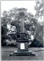 21706 W2168 Drochtersen - Denkmalsäule, Fotoabzug