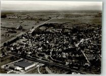 79359 W7839 Riegel , Kaiserstuhl Foto AK Fliegeraufnahme des Ortes mit Kirche St. Martin
