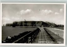 27498 W2192 Helgoland Foto AK Von der Westmole aus Der Leuchtturm