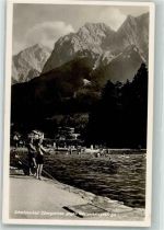 82491 W8104 Obergrainau Foto AK Schwimmbad gegen Wettersteingebirge