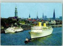 W2000 Hamburg Passagierschiff Schleppschiff Hafen Michaeliskirche Hafen