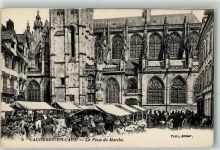 76490 Caudebec-en-Caux - La Place du Marche Marktszene Kirche