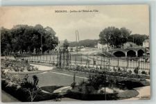 02200 Soissons - Garten des Rathauses