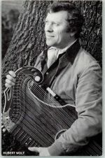 Portrait des Zitherspielers Hubert Wolf Volksmusik FOTO KEINE AK
