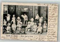 Eine Schar kleiner Kinder auf dem Topf Nachttopf 1903 Gebrauchsspuren