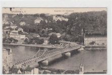 Crossen a. O. / Krosno Odrzanskie. Berglehne Oderbrücke. 1914 Feldpost Leichte Stempelspuren. Rückseite leicht fleckig, sonst gut erhalten