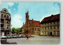 Schwiebus Swiebodzin Foto AK Plac Obroncow Pokoju Kirche Auto