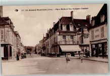 18200 Saint-Amand-Montrond - Place Mutin et Rue Benjamin Constant Oldtimer Hotel Poste