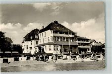 25938 W2270 Wyk auf Föhr Foto AK Kurhotel Seeblick Strandleben