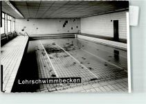 47506 W4133 Neukirchen-Vluyn FOTO KEINE AK Foto Original aus Archiv eines Ansichtskartenverlags Lehrschwimmbecken Ort handschriftlich