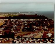 23730 W2430 Bliesdorf , Ostholst FOTO KEINE AK Foto Original aus Archiv eines Ansichtskartenverlags Fliegeraufnahme Ferienhäuser CampingplatzOrt handschriftlich