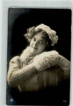 Frau GP 1793 Muff 1915