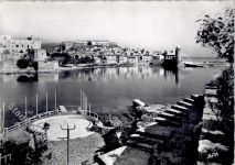 66190 Cotlliure - La Ville le Clocher et la Chateau Fort